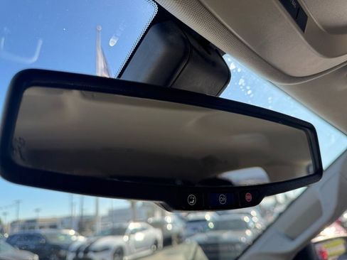 Used 2016 Chevrolet Colorado LT w/ LT Convenience Package image 25