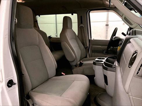 Used 2014 Ford E-350 and Econoline 350 XLT RWD image 8