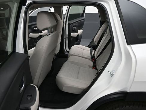 Used 2026 Honda HR-V LX image 7