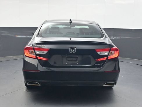 Used 2019 Honda Accord Sport image 5