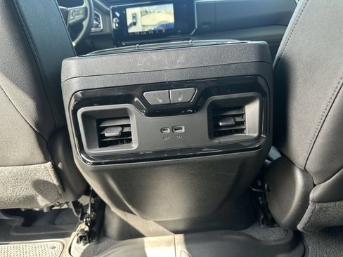 Certified 2024 GMC Sierra 1500 AT4 w/ Technology Package AWD/4WD image 22