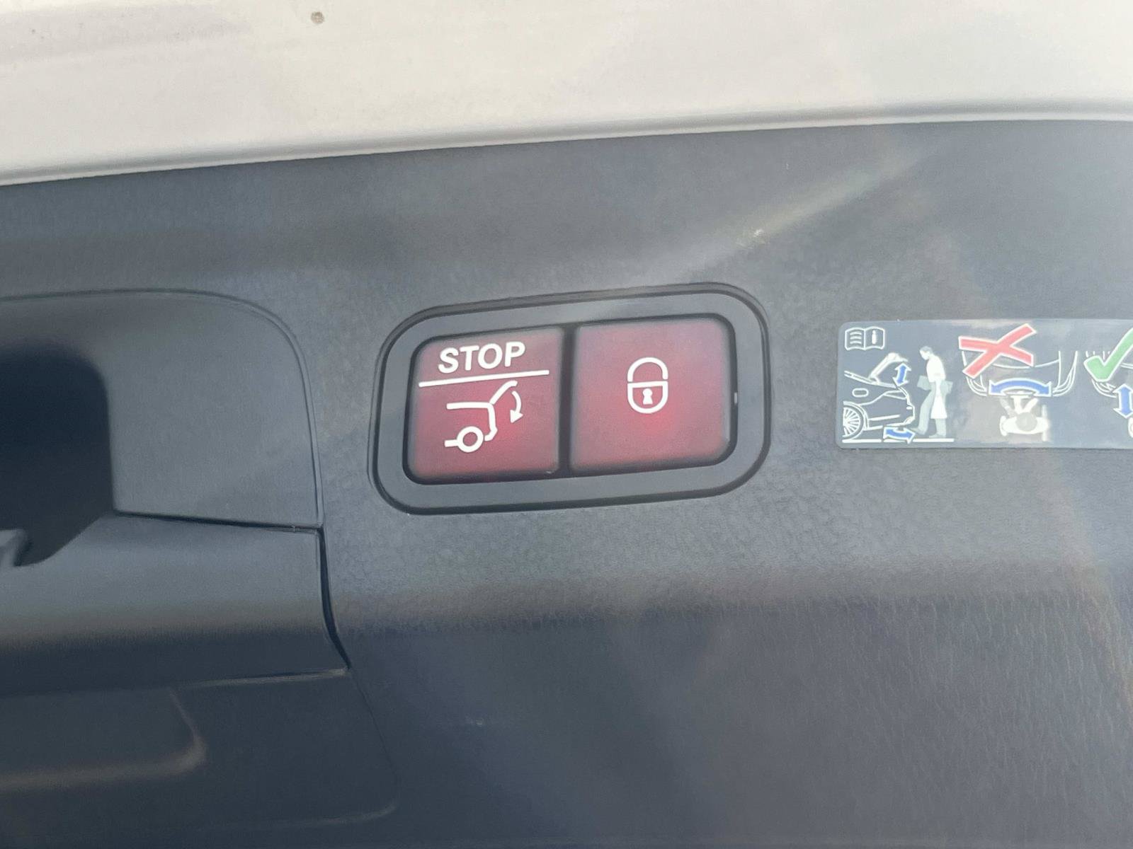 Used 2026 Mercedes-Benz GLE 350 4MATIC image 13