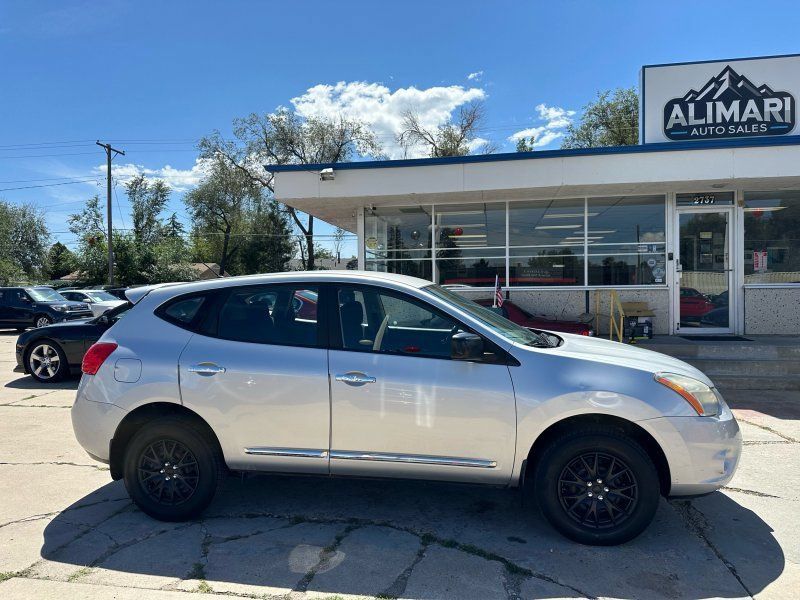 Used 2013 Nissan Rogue S AWD/4WD image 8