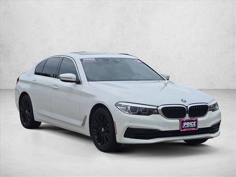 Used 2020 BMW 530i w/ Convenience Package RWD image 3