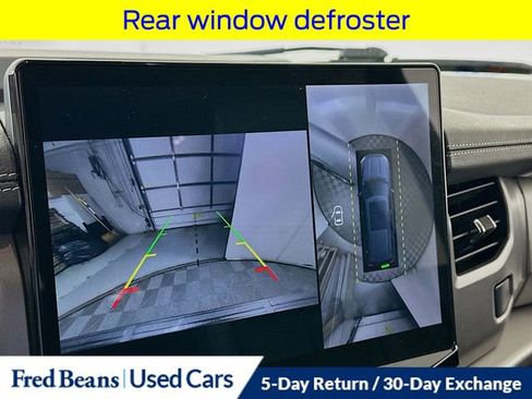 Used 2022 Ford Expedition Max XLT image 18