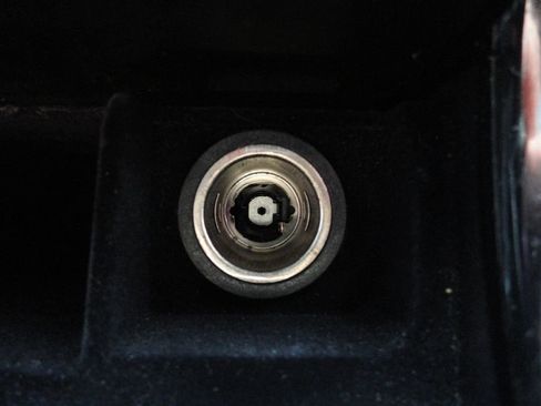 Used 2018 INFINITI Q60 LUXE w/ Sensory Package 2.0T Luxe image 31