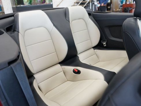 Used 2015 Ford Mustang Premium RWD image 17