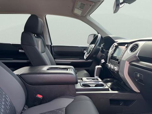 Used 2020 Toyota Tundra SR5 w/ SR5 Upgrade Package image 9