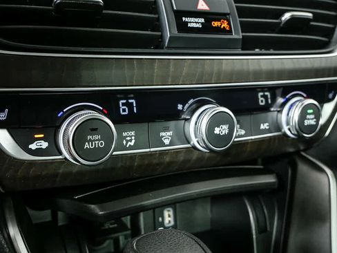 Used 2019 Honda Accord EX image 15