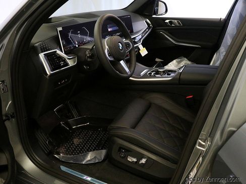 Used 2026 BMW X5 xDrive40i w/ M Sport Package image 11