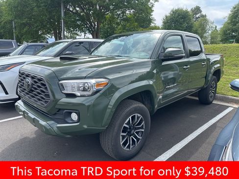 Used 2022 Toyota Tacoma TRD Sport w/ Technology Package AWD/4WD image 7