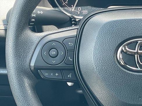 Used 2024 Toyota RAV4 LE AWD/4WD image 13