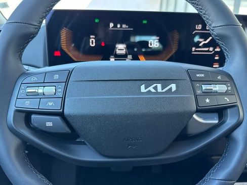 New 2026 Kia K4 EX FWD image 27