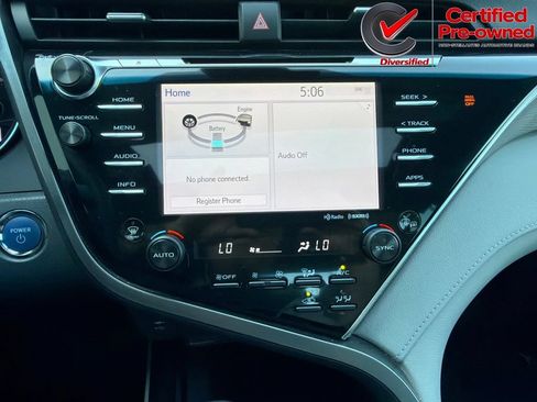 Used 2018 Toyota Camry SE w/ Audio Package FWD image 65