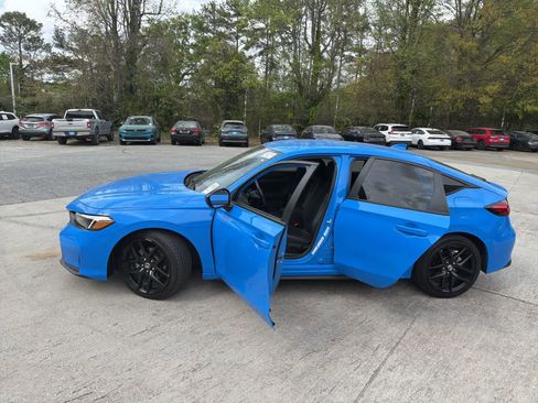 Used 2025 Honda Civic Sport image 17