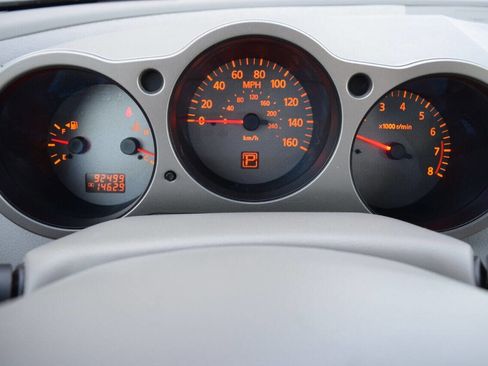 Used 2005 Nissan Maxima 3.5 SE image 3