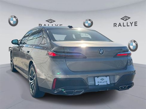 Certified 2023 BMW 760i xDrive w/ Executive Package image 6