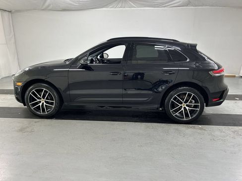 Certified 2023 Porsche Macan AWD/4WD image 5