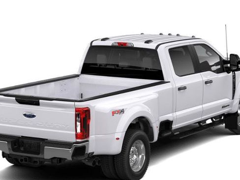 New 2026 Ford F450 XLT image 25