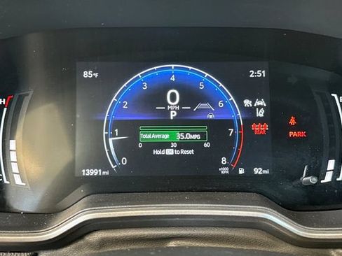 Certified 2025 Toyota Corolla XSE FWD image 28