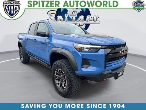 Used 2025 Chevrolet Colorado ZR2 w/ Technology Package AWD/4WD image 1