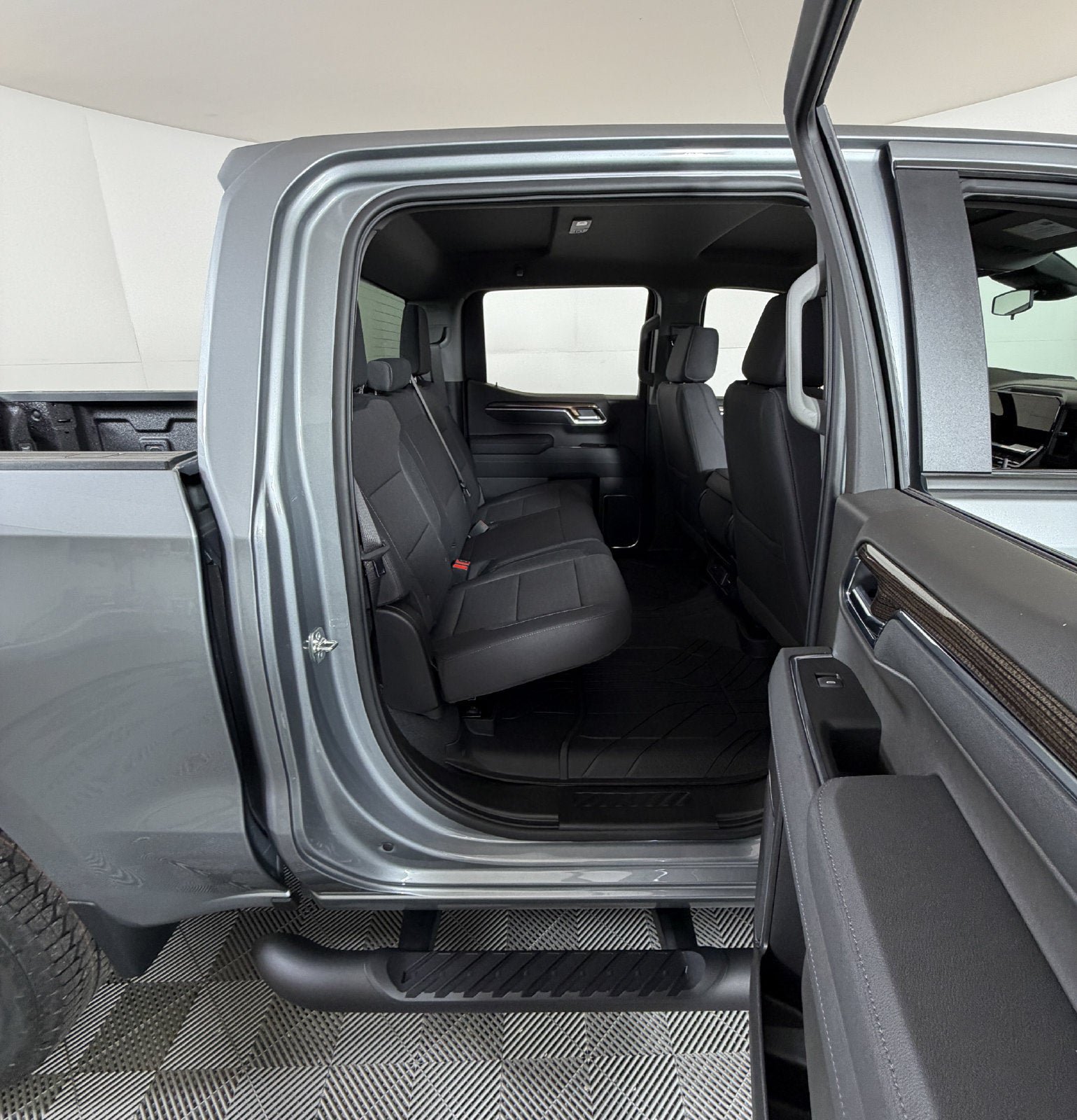 New 2026 Chevrolet Silverado 1500 RST w/ RST Select Package RWD image 5