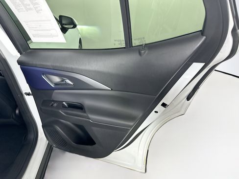 Used 2024 Chevrolet Equinox EV LT FWD image 29