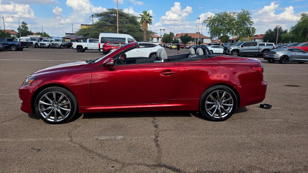 Used 2014 Lexus IS 250C w/ Luxury Package RWD image 37