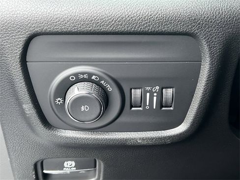 New 2025 Jeep Grand Cherokee L Limited w/ Trailer Tow Package image 20