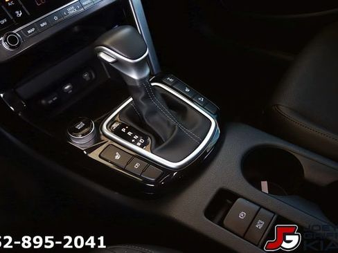 Certified 2024 Kia Seltos SX AWD/4WD image 22