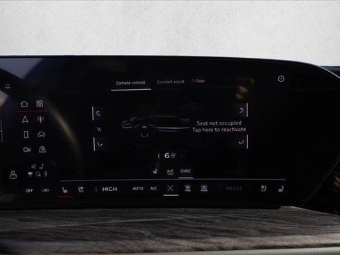 Certified 2025 Audi Q5 Premium Plus w/ Premium Plus image 19