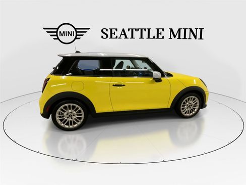 Certified 2025 MINI Cooper S image 12