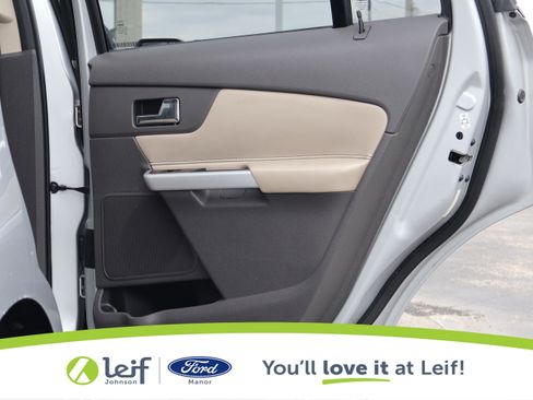 Used 2013 Ford Edge SE image 27