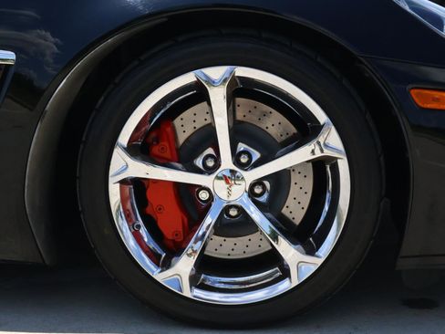 Used 2011 Chevrolet Corvette Grand Sport w/ Preferred Equipment Group RWD image 8