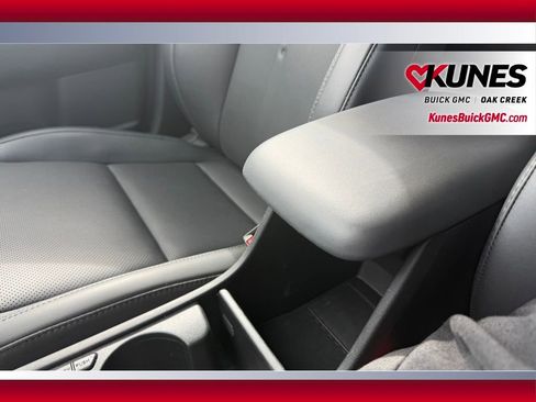 Used 2025 Hyundai Kona Limited AWD/4WD image 19
