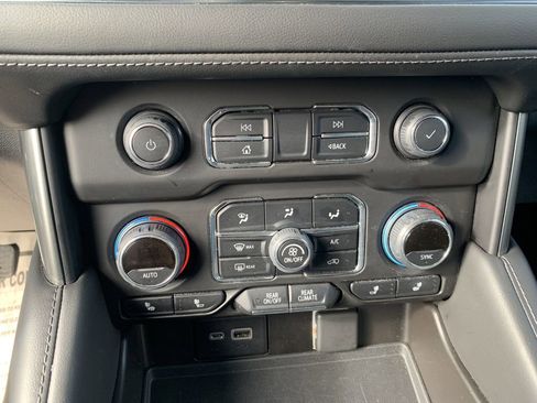 Used 2021 Chevrolet Tahoe LT image 20