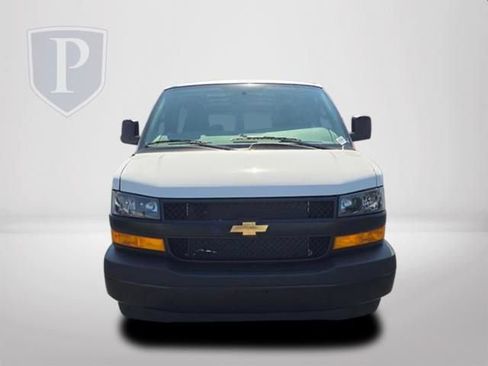 New 2026 Chevrolet Express 2500 w/ Driver Convenience Package RWD image 12