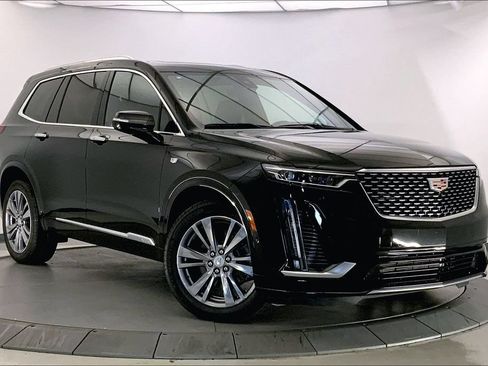 Used 2024 Cadillac XT6 Premium Luxury w/ Technology Package AWD/4WD image 33