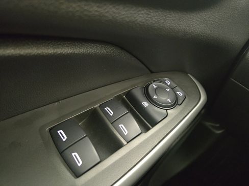 Certified 2024 Chevrolet Trax RS w/ Driver Confidence Package image 29