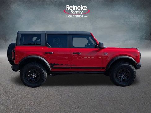 Used 2022 Ford Bronco Wildtrak image 4