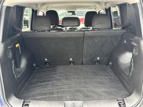 Used 2019 Jeep Renegade Latitude image 19