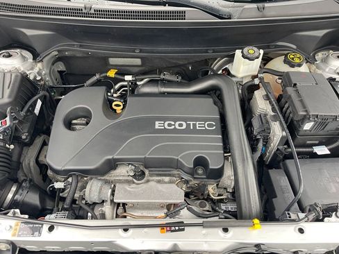 Used 2019 Chevrolet Equinox LT w/ Driver Convenience Package image 25