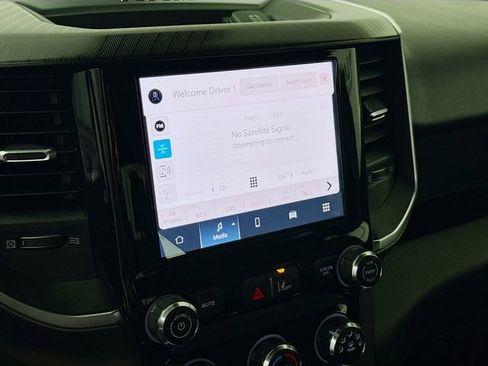 New 2026 RAM 1500 Express AWD/4WD image 14