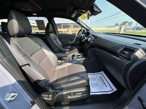 Used 2022 Honda Pilot Black Edition image 25