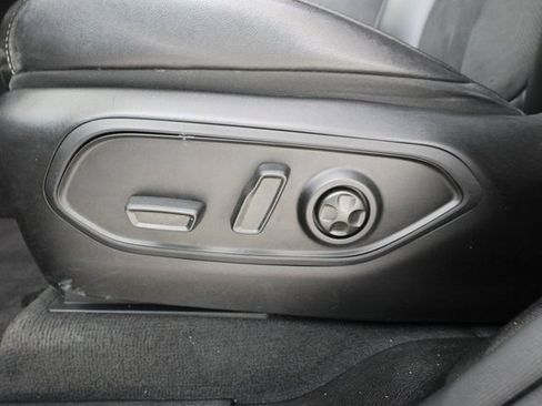 Used 2023 Jeep Grand Cherokee Altitude image 10