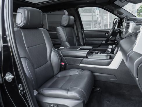 Used 2024 Toyota Tundra Platinum image 40