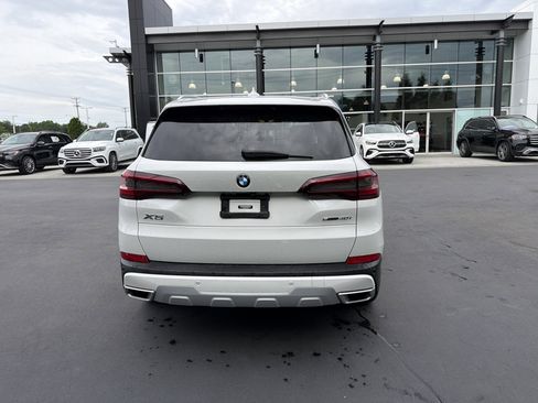 Used 2023 BMW X5 sDrive40i w/ Premium Package RWD image 9