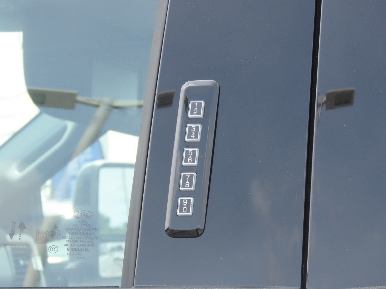 New 2026 Ford F350 Lariat w/ Black Appearance Package AWD/4WD image 19
