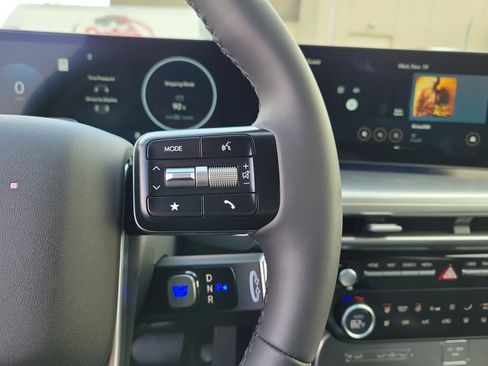 New 2026 Hyundai Ioniq 9 SEL AWD/4WD image 24