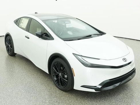 New 2026 Toyota Prius FWD image 61